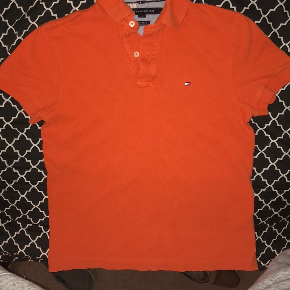 Tommy Hilfiger Tops - Tommy hifiger t-shirt